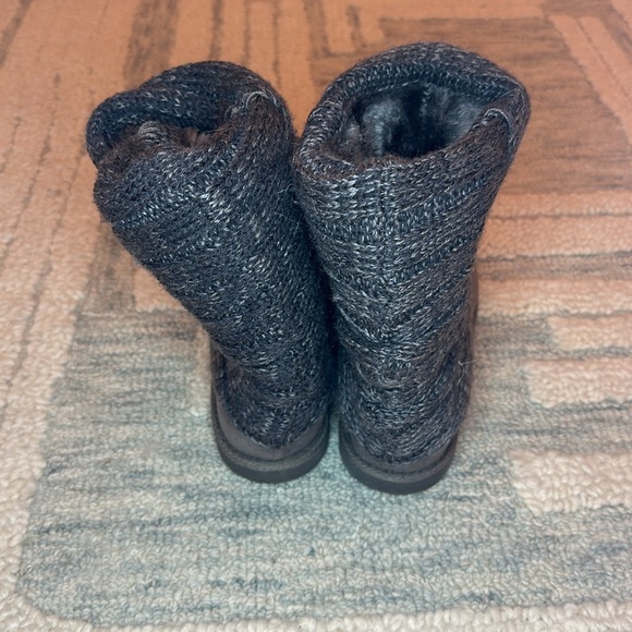Comfy Boots - Picture 3 of 4